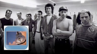 Dire Straits backstage im Wembley Stadion 1985 in London – mit „Brothers In Arms“ stiegen sie in ...