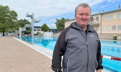 Martin Kotinsky von der MA 44 weiß, was Wiens Bäder leisten müssen.