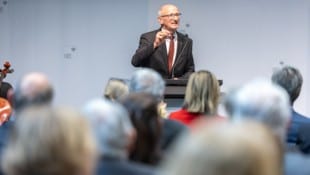 LH Mattle lädt die Tirolerinnen und Tiroler ein, bei der Entbürokratisierung mitzuhelfen.
