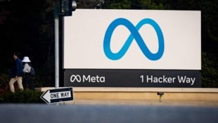 Meta weist die Vorwürfe zurück. „Unser Ansatz entspricht den klaren Richtlinien, die im Dezember vom Europäischen Datenschutzausschuss vorgegeben wurden.“ (Bild: AFP/JOSH EDELSON)