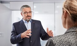 Arbeiterkammer-Präsident Andreas Stangl: „Das Land kürzt bei den Familien und verschärft somit ...
