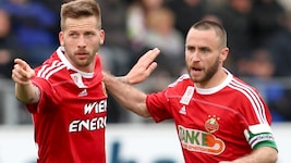 Guido Burgstaller und Steffen Hofmann (Bild: APA/ALOIS FURTNER)