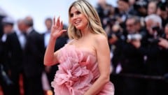 Heidi Klum sorgte trotz Nackt-Verbots bei den Filmfestspielen von Cannes für einen wahren Wow-Auftritt! (Bild: AFP/VALERY HACHE)