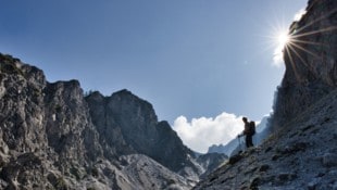 Wer die Gsengscharte auf 1219 Metern Höhe erreicht hat, wird mit einem beeindruckenden Panorama belohnt. (Bild: Weges)