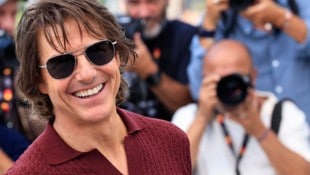Tom Cruise bekam beim Sex-Dreh für den Film „Cocktail“ ein Knie in die Nase gerammt.