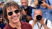 Tom Cruise bekam beim Sex-Dreh für den Film „Cocktail“ ein Knie in die Nase gerammt.