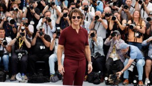 Tom Cruise im Blitzlichtgewitter der Fotografen in Cannes