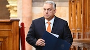Orbán hat sich schon häufiger von Putin inspirieren lassen. (Bild: AFP/ATTILA KISBENEDEK)