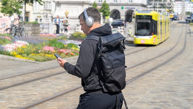 Handy und Köpfhörer sind eine gefährliche Kombination