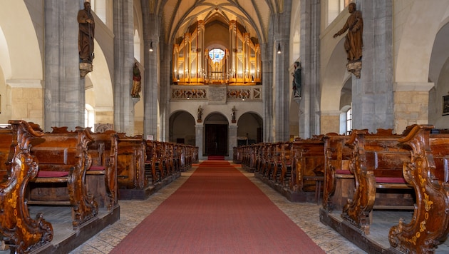 In der ältesten Stadt Kärntens erklingt in der Stadtpfarrkirche St. Bartholomäus eine 25 Jahre junge Orgel.