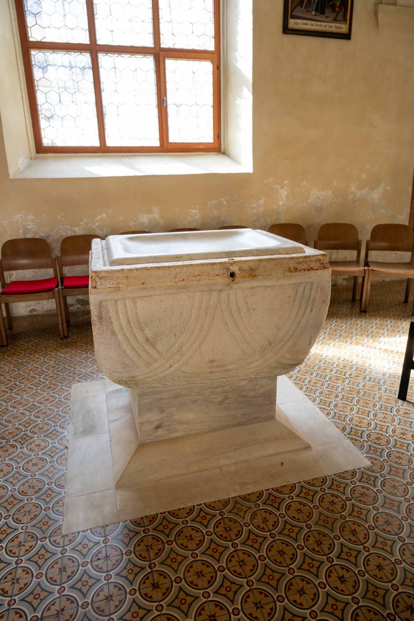 Der berühmte romanische Taufstein in der Stadtpfarrkirche von Friesach. (Bild: Arbeiter Dieter) Der berühmte romanische Taufstein in der Stadtpfarrkirche von Friesach. (Bild: Arbeiter Dieter)