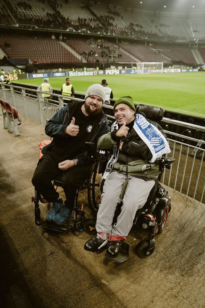 Stefan Pflanzl (links) war mit Sebastian Sulzbacher bereits bei der Champions League in Klagenfurt dabei – beide Herren sind auch Inklusionsbotschafter des SK Sturm.