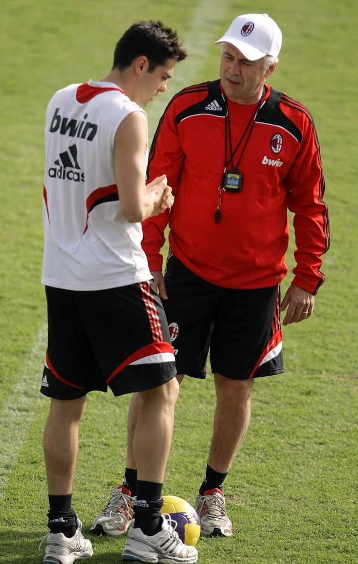 Jänner 2009: Chef Ancelotti im Gespräch mit Schützling Kaka