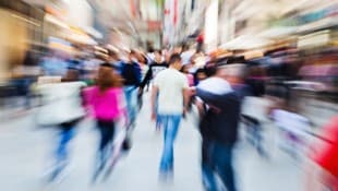 Der Frühling mit seiner milden Witterung ist die beste Zeit, um Städte zu erkunden.