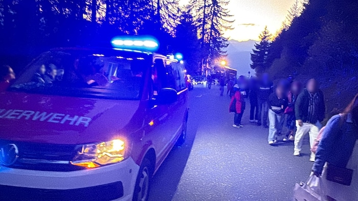Per „Feuerwehr-Taxi“ ging es letztlich zum Hotel.
