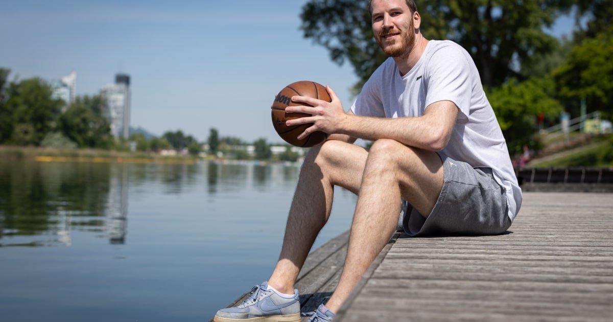 Jakob Pöltl: NBA Life Isn’t Work | Spurs Star Interview