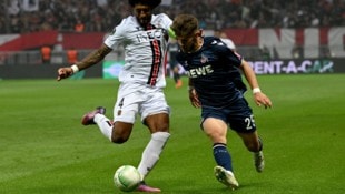 Tim Lemperle (r.) ist am Sonntag betrunken mit einem Köln-Fan aneinandergeraten.