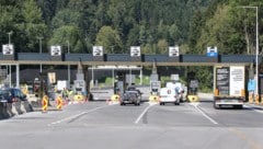 Auch die Mautstelle des Gleinalmtunnels liegt auf dem aktuell gesperrten Abschnitt der A9 (Symbolbild)  (Bild: Jauschowetz Christian)