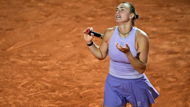 Aryna Sabalenka musste sich Zheng Qinwen geschlagen geben.