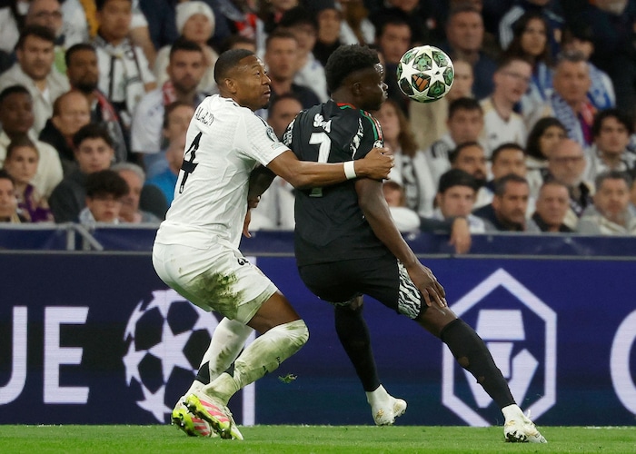 Die Zukunft von David Alaba (li.) ist weiter unklar.