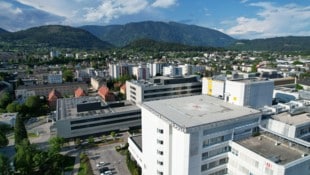 Der Hubschrauberlandeplatz beim LKH Villach wird saniert.