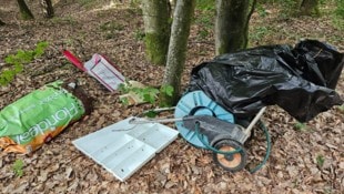 Der Unrat wurde einfach im Wald abgelegt.