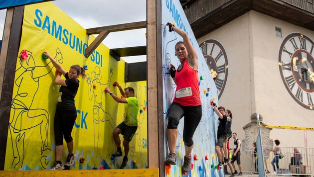 20 Hindernisse warten auf die Teilnehmer beim Hauptlauf des Grazathlon 2025.