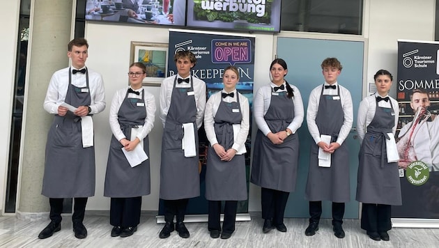 Die Schüler der 4 AT stellten ihr Können beim Prüfungsessen unter Beweis.