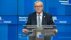 „Mir wurde auch niemals gesagt, dass Handynachrichten zu dokumentieren sind“, sagte Jean-Claude ...