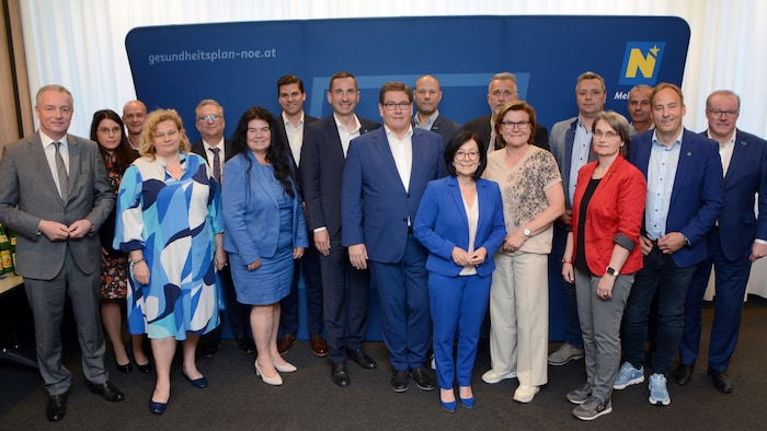 Bei der Vorstellung von Projektant Hofmeister mit dabei.