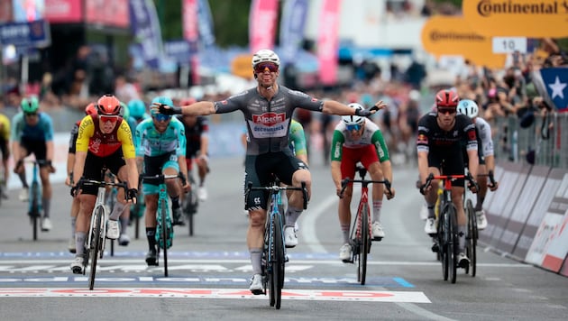 Kaden Groves gewann die sechste Etappe des Giro d‘Italia.