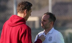 Steht in der Salzburger Liga nur hier im Schatten eines Kollegen: Seekirchen-Trainer Mario ...