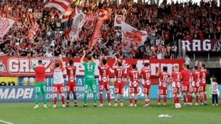 Mit den Fans im Rücken soll dem GAK der Klassenerhalt gelingen. (Bild: GEPA)