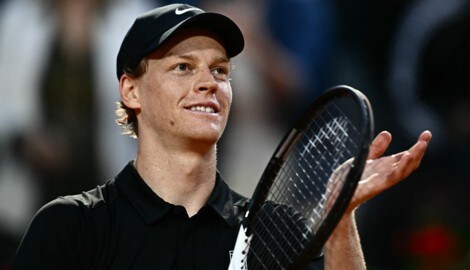 Jannik Sinner steht in Rom im Halbfinale. (Bild: AFP/APA/Filippo MONTEFORTE)