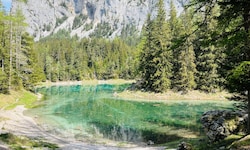 Der Karstsee ist bekannt für sein glasklares Wasser.