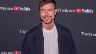 MrBeast alias Jimmy Donaldson soll die Bedingungen der erteilten Genehmigungen nicht eingehalten haben. (Bild: EPA/SARAH YENESEL)