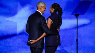 Barack und Michelle Obama sind seit 1992 verheiratet. (Bild: APA/ APA/Getty Images via AFP/GETTY IMAGES/CHIP SOMODEVILLA)