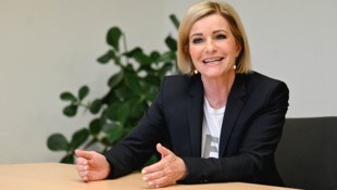 Iris Schmidt, Geschäftsführerin des Arbeitsmarktservice Oberösterreich
