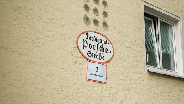 So sahen die Straßenschilder kurzzeitig aus