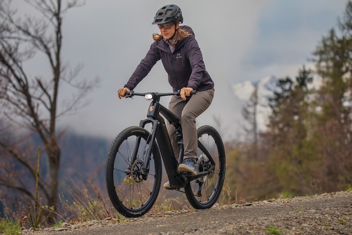 Auf zum Mountainbiken freigegebenen Forstwegen...