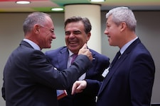 Innenminister Gerhard Karner (links) und sein rumänischer Kollege Catalin Predoiu (rechts) ...