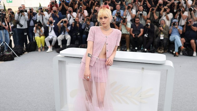 Kristen Stewart stellte in Cannes ihr Regiedebüt „The Chronology of Water“ vor.