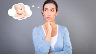 Wann eine Frau Mutter werden möchte, ist ihre persönliche Entscheidung. Wie weit darf der Gesetzgeber da eingreifen? (Bild: Fotowerk)