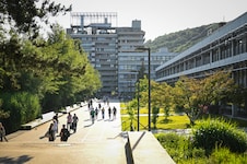 Die JKU Linz zählt rund 25.000 Studentinnen und Studenten. (Bild: Wenzel Markus)