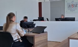 „Ich könnte nie jemandem etwas antun. Ich trage sogar einen Käfer aus dem Haus“, sagt die ...