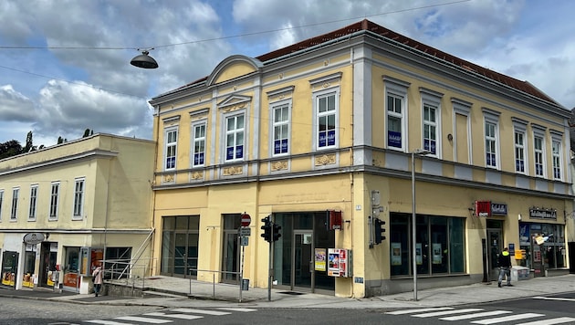 Wenige Minuten zu Fuß vom Steyrer Bahnhof entfernt liegt das Gebäude der ehemaligen Synagoge.