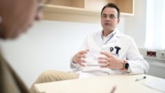 Der empathische Top-Onkologe Dr. Armin Gerger vom Landesklinikum Amstetten im Gespräch mit ...