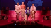 Martin Niederbrunner, Christoph Steiner, Christina Kiesler und Helmut Pucher in „Schwein gehabt!“ (Bild: Victoria Kager)