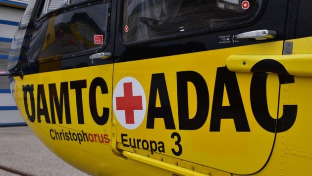 Das Mädchen wurde mit dem Rettungshubschrauber ins Krankenhaus geflogen. (Bild: ÖAMTC, ÖAMTC)
