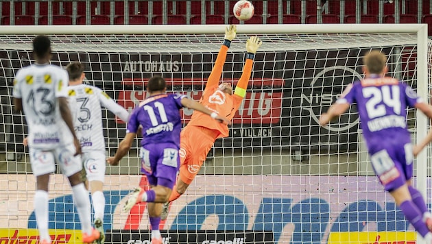 Paraden von Goalie Dejan Stanojevic wird es gegen Klagenfurt wieder brauchen.